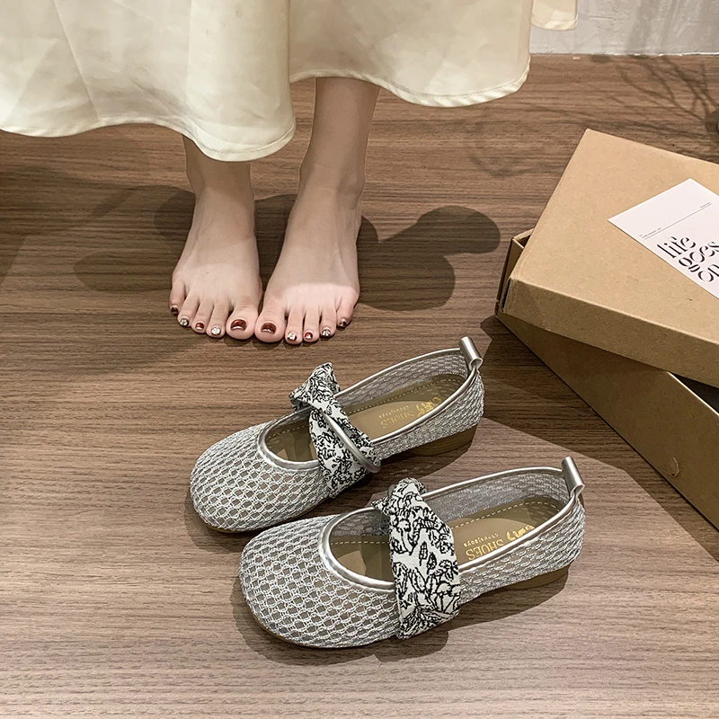 Hollow-weave Mary Jane Shoes 2026 Spring New Stylish Lightweight Comfortable Flat Mesh Ribbon Loafers
Hollow-weave Mary Jane Shoes 2026 Spring New Stylish Lightweight Comfortable Flat Mesh Ribbon Loafers