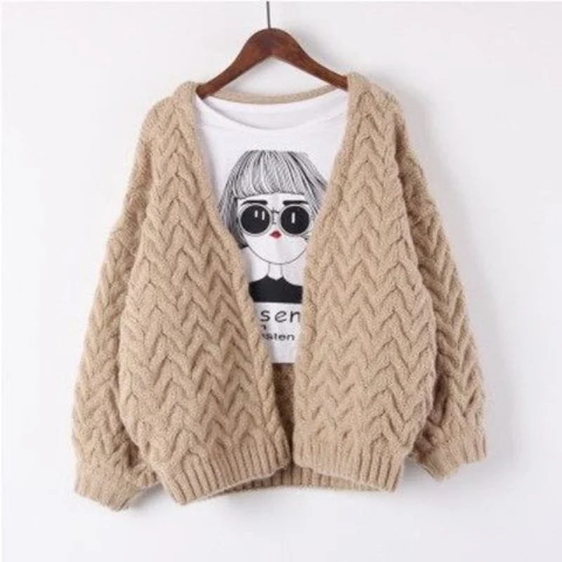 Korean cardigan sweater female autumn and winter 2023 women loose long sleeve solid knitted cardigan thick sweater coat women
Korean cardigan sweater female autumn and winter 2023 women loose long sleeve solid knitted cardigan thick sweater coat women