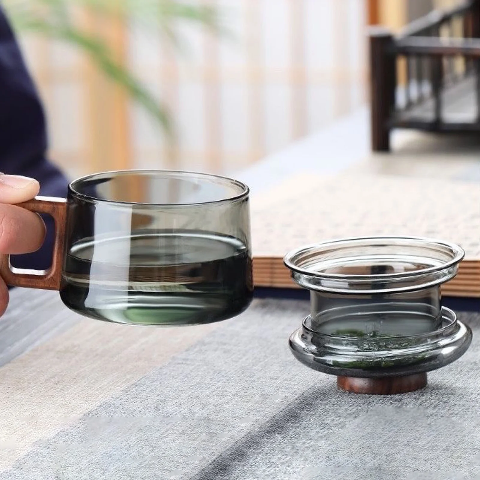 Household Glass Tea Cup Transparent High-temperature Resistant High Borosilicate Glass Tea Cup With Filter Element Tablewares
Household Glass Tea Cup Transparent High-temperature Resistant High Borosilicate Glass Tea Cup With Filter Element Tablewares