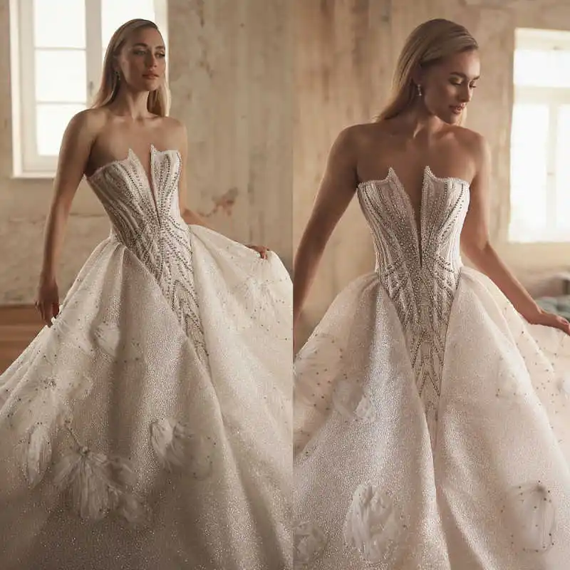 Romantic Sequins Wedding Dresses Strapless Sleevelss Mermaid Bridal Gowns 3D Flowers Formal Occasion Party Customized
Romantic Sequins Wedding Dresses Strapless Sleevelss Mermaid Bridal Gowns 3D Flowers Formal Occasion Party Customized