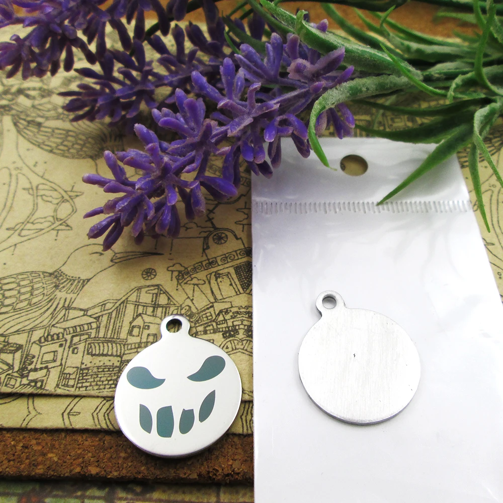 20pcs/lot--"Jack Skellington faces11 "stainless steel charms more style for choosing DIY Charms pendants for necklace
20pcs/lot--"Jack Skellington faces11 "stainless steel charms more style for choosing DIY Charms pendants for necklace