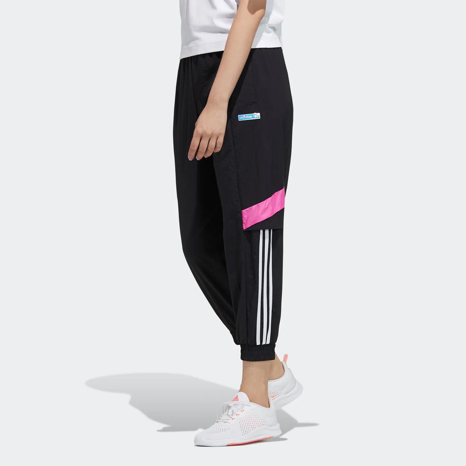 Оригинальные женские тканые брюки Adidas NEO, новые, сезонные, спортивные, повседневные, GP5449
Оригинальные женские тканые брюки Adidas NEO, новые, сезонные, спортивные, повседневные, GP5449