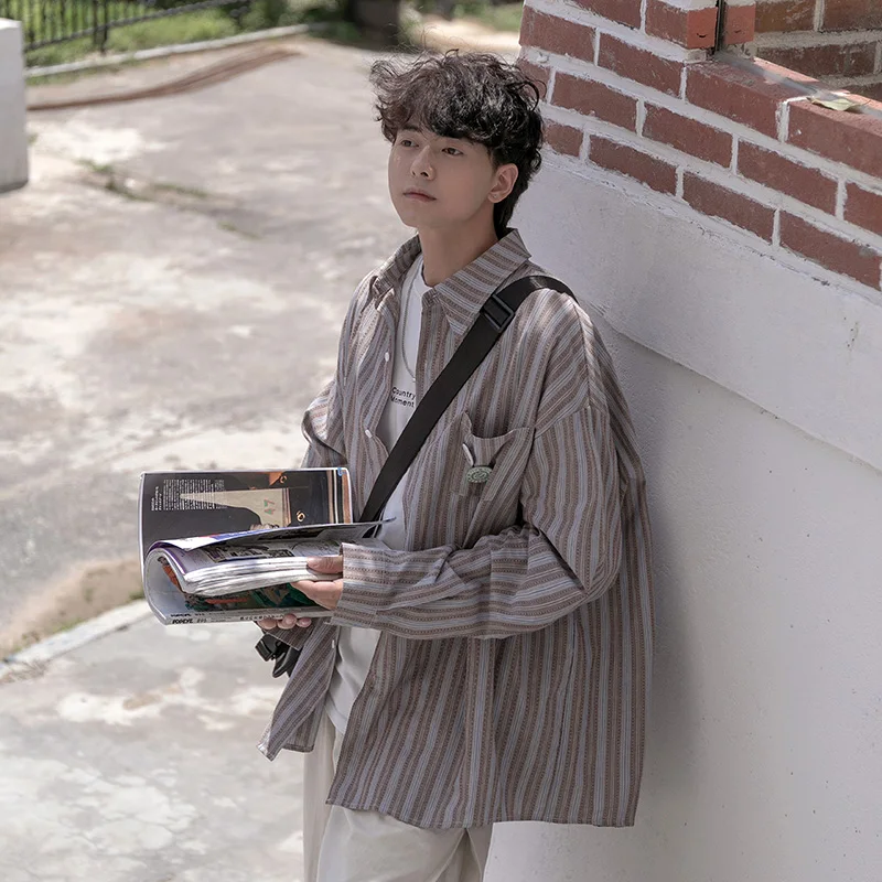 Striped Long Sve Men's irt Vintage Japanese Sle y Jaet Youthful Ele Spring Autumn High Quali irt
Striped Long Sve Men's irt Vintage Japanese Sle y Jaet Youthful Ele Spring Autumn High Quali irt