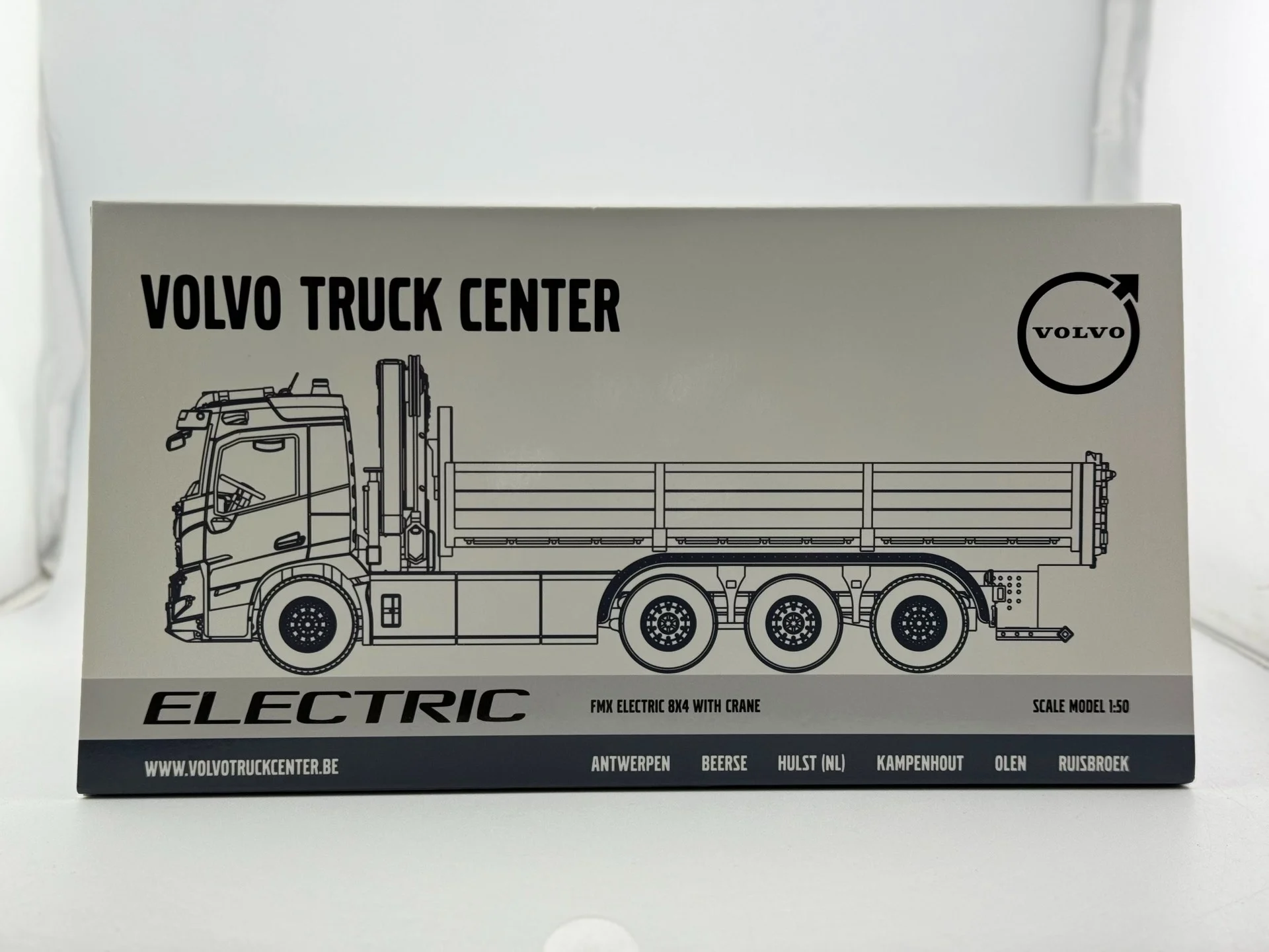 IMC 1/50 Scale Truck Resin Car Model
IMC 1/50 Scale Truck Resin Car Model