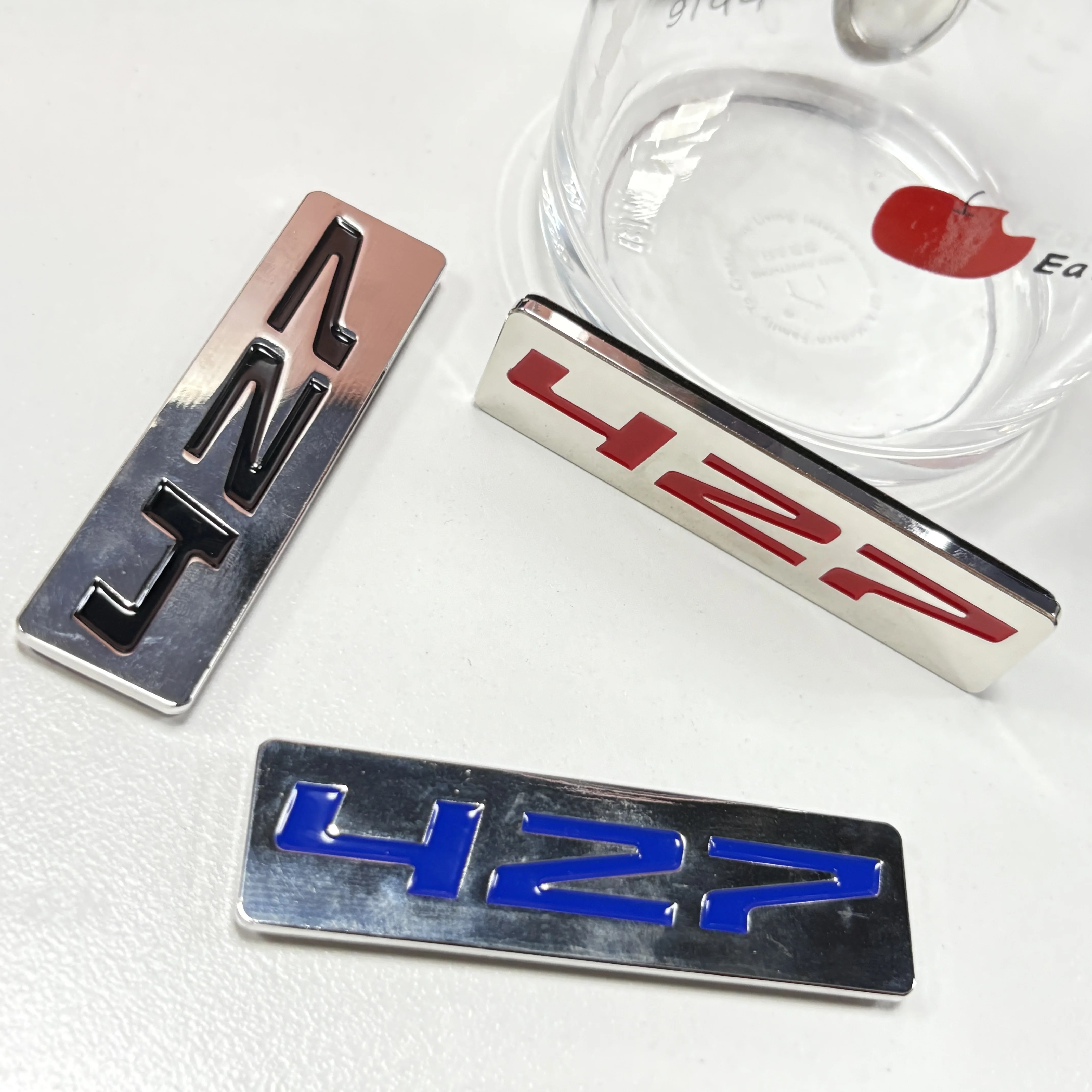 427 ХРОМИРОВАННЫЙ ЗНАЧОК ДВИГАТЕЛЯ ПЕРЕКЛЮЧЕНИЯ МОТОРА EMBLEM ZZ4 L88 ГОРЯЧАЯ ШАПКА (СИНИЙ/ЧЕРНЫЙ/ЧЕРНЫЙ)
427 ХРОМИРОВАННЫЙ ЗНАЧОК ДВИГАТЕЛЯ ПЕРЕКЛЮЧЕНИЯ МОТОРА EMBLEM ZZ4 L88 ГОРЯЧАЯ ШАПКА (СИНИЙ/ЧЕРНЫЙ/ЧЕРНЫЙ)