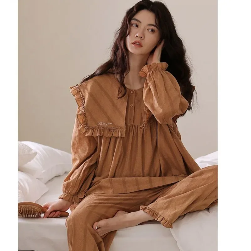 2024 New Spring Autumn Women Cotton Pajama Cute Casual Sleepwear Woven Cotton Long Sleeve Set Loose Plus-size Falbala Loungewear
2024 New Spring Autumn Women Cotton Pajama Cute Casual Sleepwear Woven Cotton Long Sleeve Set Loose Plus-size Falbala Loungewear