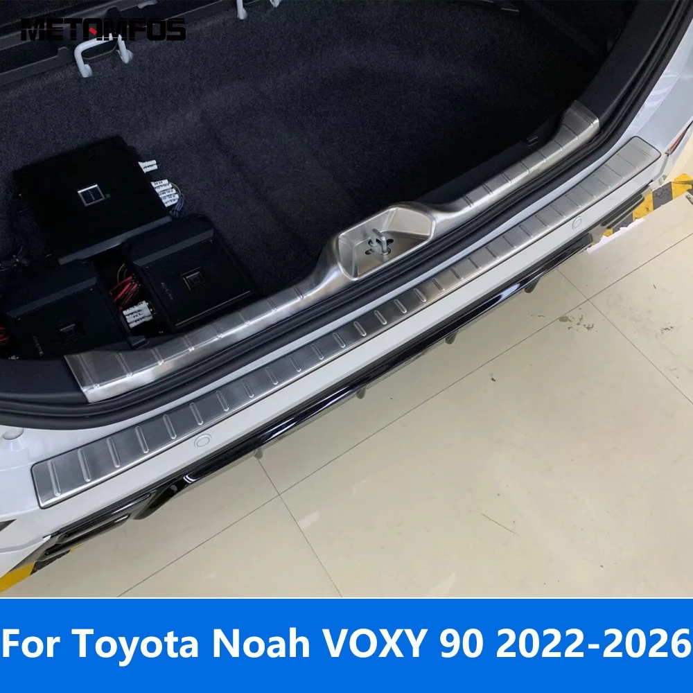 Защитная накладка на порог задней двери (бампера) для Toyota Noah VOXY 90 Series 2022-2025 2026, аксессуары для автомобиля
Защитная накладка на порог задней двери (бампера) для Toyota Noah VOXY 90 Series 2022-2025 2026, аксессуары для автомобиля