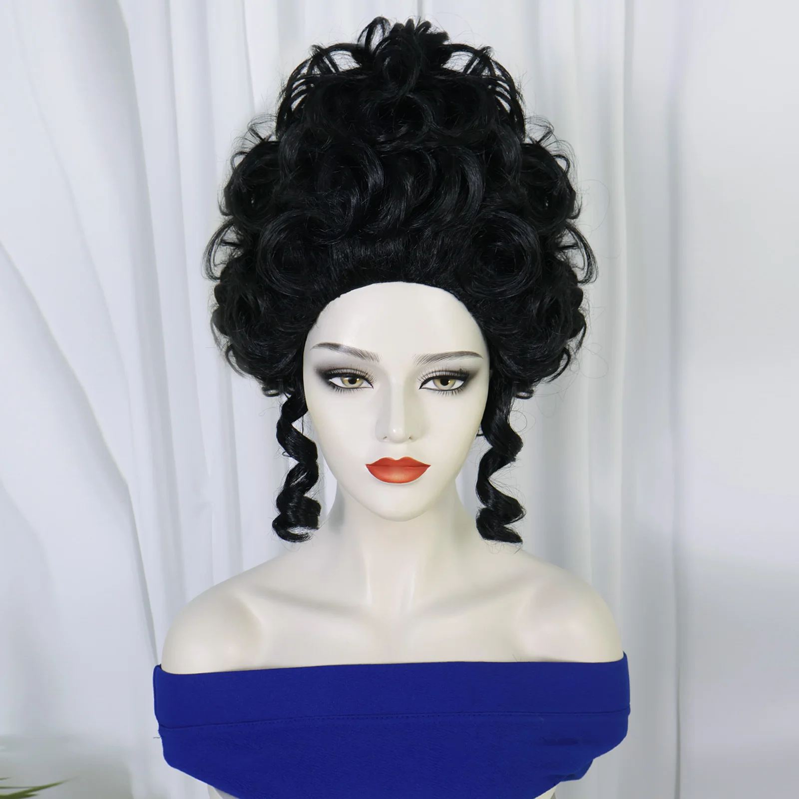 Synthetic Short Cosplay Wig With Curly And Fluffy Shape, Queen Wig With Retro Palace Style, Suitable For Role-Playing
Synthetic Short Cosplay Wig With Curly And Fluffy Shape, Queen Wig With Retro Palace Style, Suitable For Role-Playing