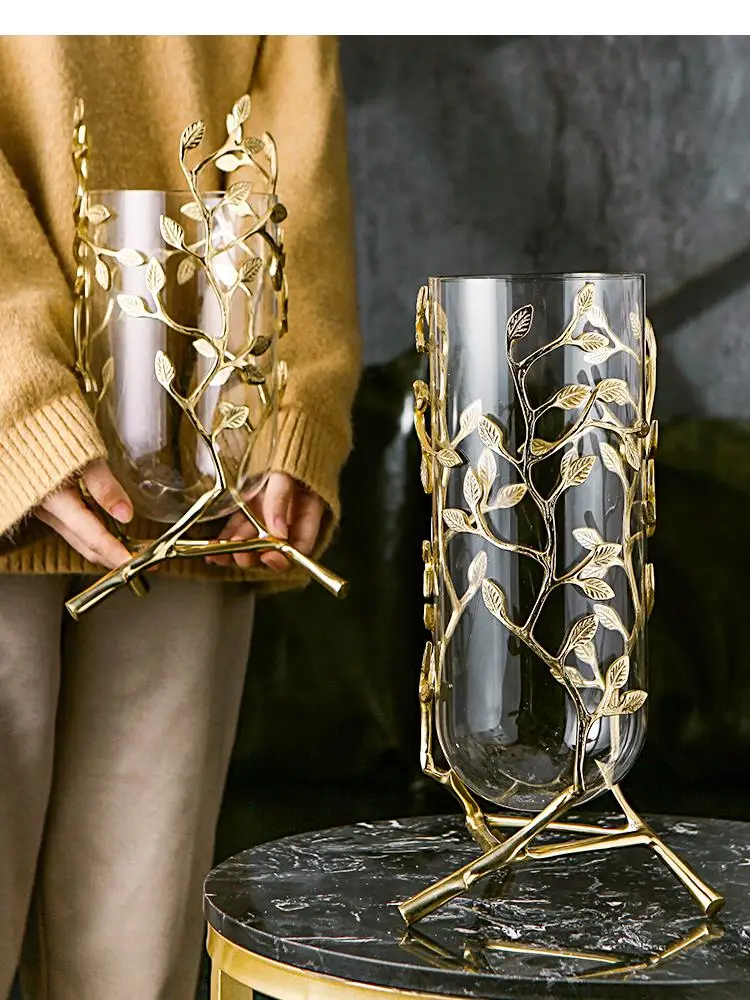 Glass Metal Vase Golden Hollow Out Leaves Branch Handmade Transparent Flower Arrangement Modern Home Decoration Flower Vase
Glass Metal Vase Golden Hollow Out Leaves Branch Handmade Transparent Flower Arrangement Modern Home Decoration Flower Vase
