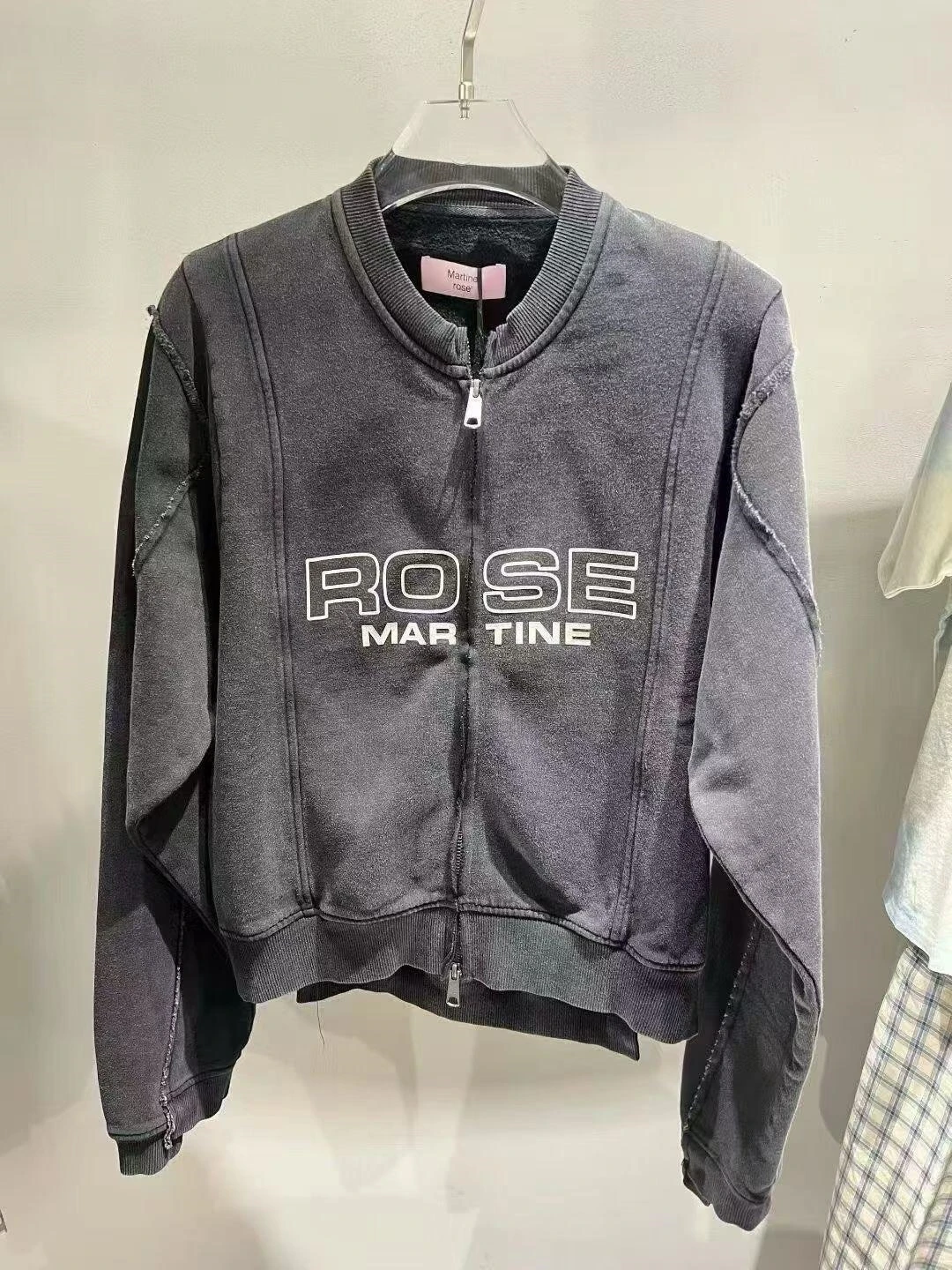 Худи на молнии ROSE American Waed, повседневная свободная верхняя одежда для осени и зимы, хлопок, длинный рукав, круглый вырез, для пар
Худи на молнии ROSE American Waed, повседневная свободная верхняя одежда для осени и зимы, хлопок, длинный рукав, круглый вырез, для пар