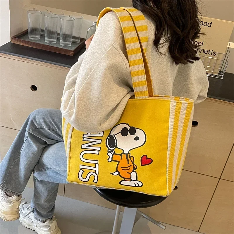 Snoopy's New girl Canvas Shoulder Bag Cartoon Cute Handbag Color-Block Striped Letter storage Tote Bag
Snoopy's New girl Canvas Shoulder Bag Cartoon Cute Handbag Color-Block Striped Letter storage Tote Bag
