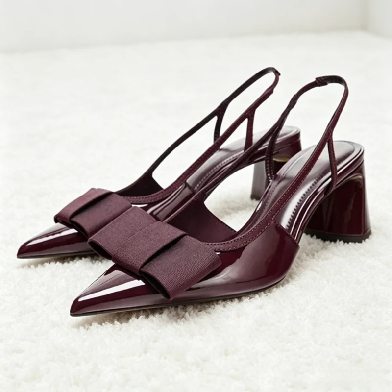Burgundy Patent Leather Pointed Toe Slingback heels for Women Elegant Bow Detail Brand Designer Shoes luxury Banquet Dress Shoes
Burgundy Patent Leather Pointed Toe Slingback heels for Women Elegant Bow Detail Brand Designer Shoes luxury Banquet Dress Shoes
