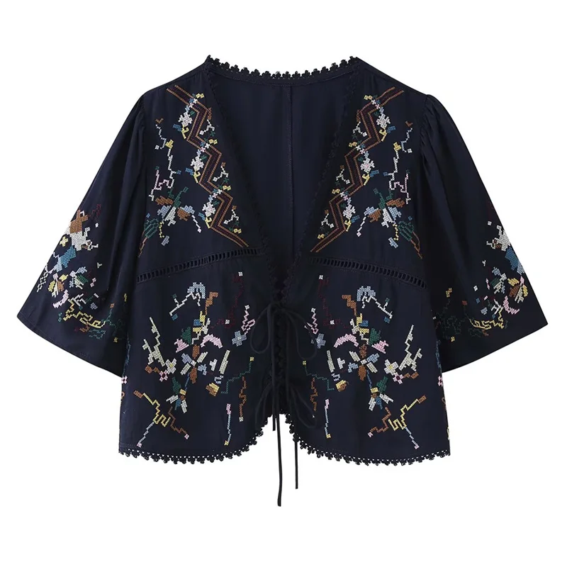 Summer Women's Shirt Top 2026 New Flower Embroidery Short Tops Casual Loose Top Women's Clothing
Summer Women's Shirt Top 2026 New Flower Embroidery Short Tops Casual Loose Top Women's Clothing