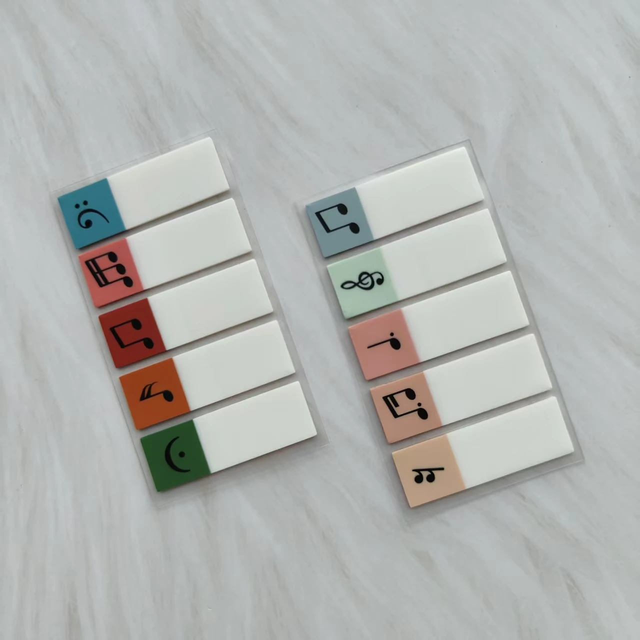 100 шт. и пять цветов, красочные указатели, липкие индексные этикетки, клейкие индексные вкладки, закладки, офисные аксессуары, канцелярские принадлежности
100 шт. и пять цветов, красочные указатели, липкие индексные этикетки, клейкие индексные вкладки, закладки, офисные аксессуары, канцелярские принадлежности