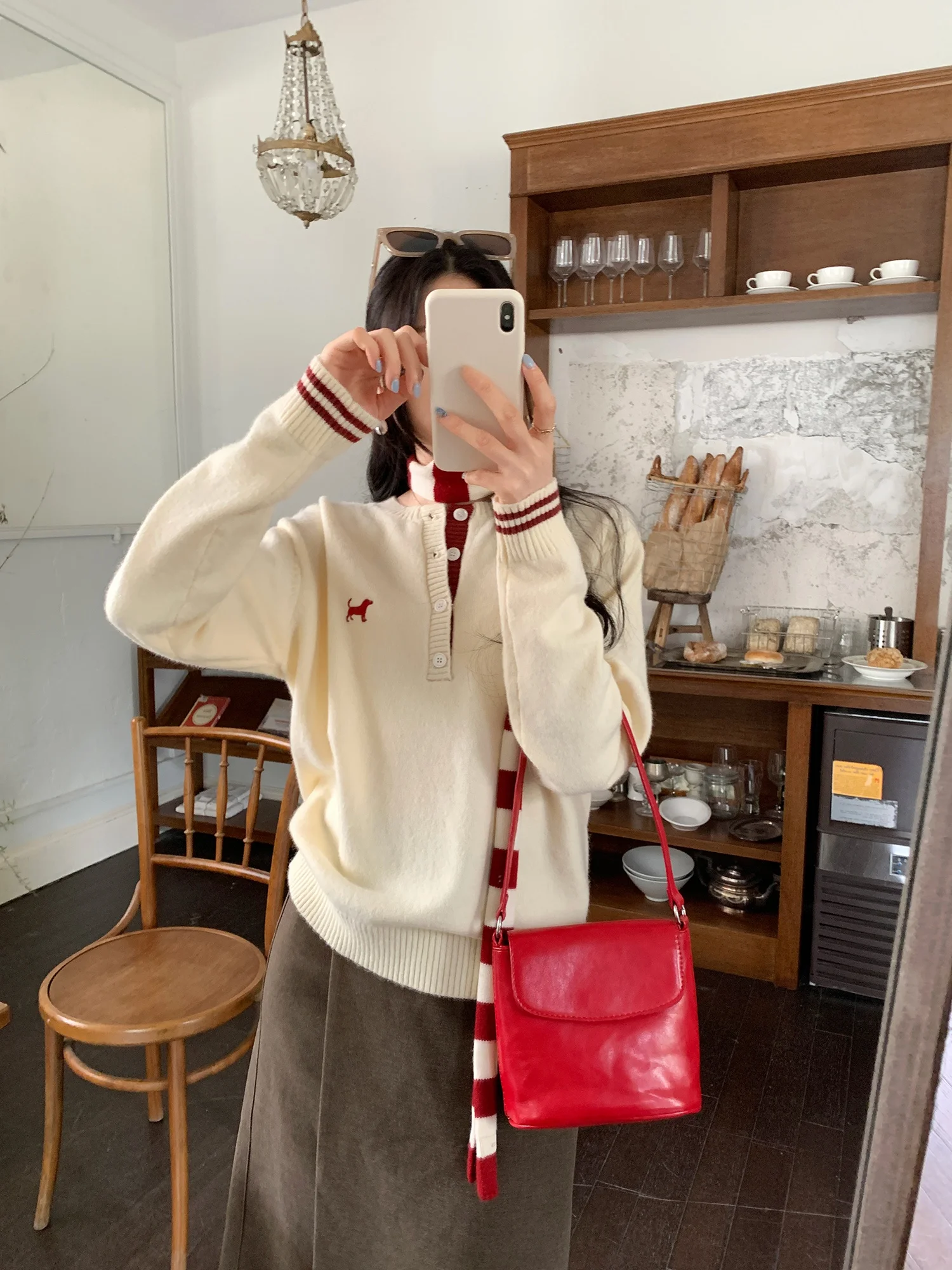 Unique Color Block Knitwear Half Unbuttoned Embroidered Inner Wear Base Layer Women's Winter New Style Small Top
Unique Color Block Knitwear Half Unbuttoned Embroidered Inner Wear Base Layer Women's Winter New Style Small Top