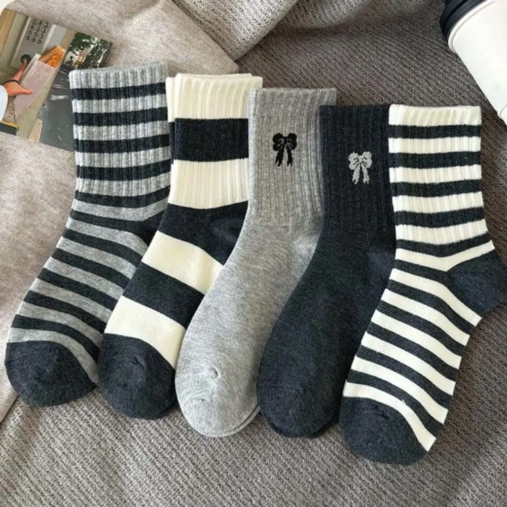 10Pairs Patchwork Embroidery Bow Socks Non-slip Sweet Stripe Tube Socks Breathable Cotton New Year Christmas Socks Lady Girl
10Pairs Patchwork Embroidery Bow Socks Non-slip Sweet Stripe Tube Socks Breathable Cotton New Year Christmas Socks Lady Girl