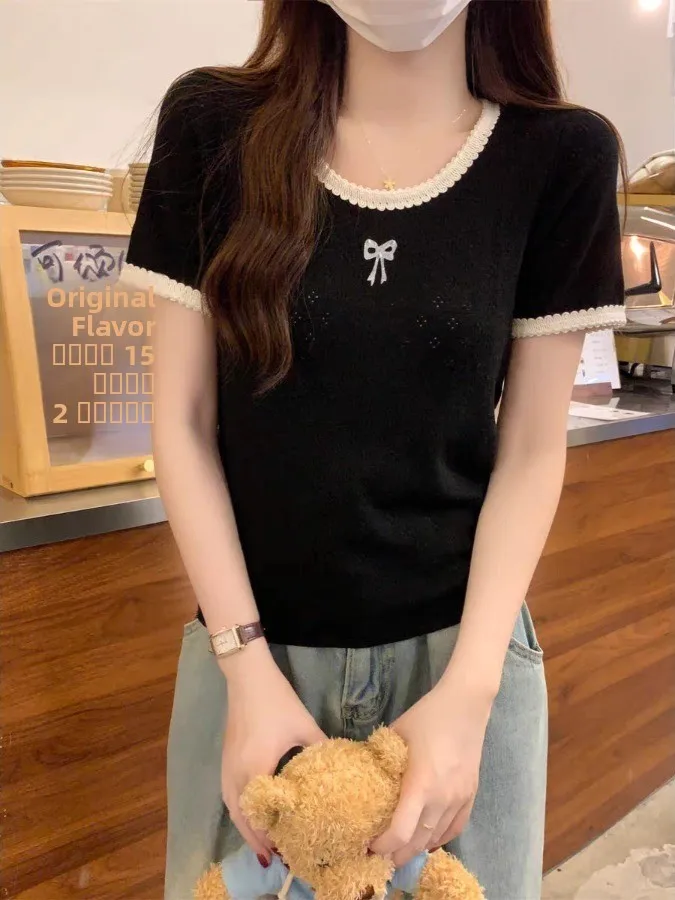 Летняя вязаная футболка с коротким рукавом для женщин, с узором в виде узлов и цветовыми блоками, универсальный модный топ в стиле Spicy Girl.
Летняя вязаная футболка с коротким рукавом для женщин, с узором в виде узлов и цветовыми блоками, универсальный модный топ в стиле Spicy Girl.