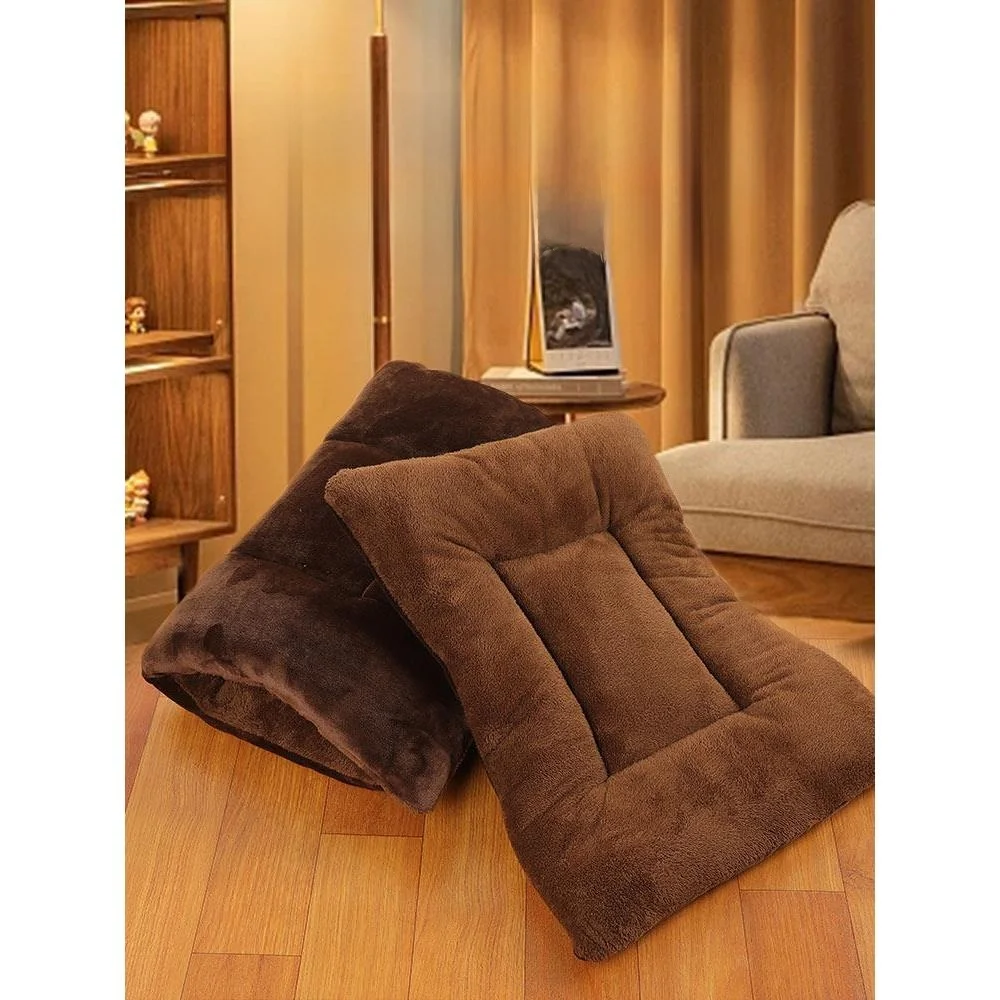 Thickened Fleece Pet Mat Dirt Resistant Warm Winter Dog Bed Nest Mat Blanket Mat Cage Inner Mat Dog Bedding Accessories
Thickened Fleece Pet Mat Dirt Resistant Warm Winter Dog Bed Nest Mat Blanket Mat Cage Inner Mat Dog Bedding Accessories