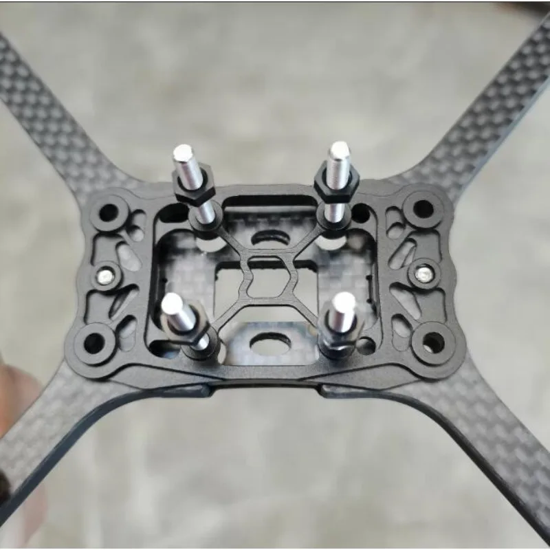 For BCROW V4/V6 5 Inch Racing Frame Kit,Full T800 Carbon Plate, CNC Middle Frame,TPU95A 3D Printed Parts FPV Upgrade Accessories
For BCROW V4/V6 5 Inch Racing Frame Kit,Full T800 Carbon Plate, CNC Middle Frame,TPU95A 3D Printed Parts FPV Upgrade Accessories
