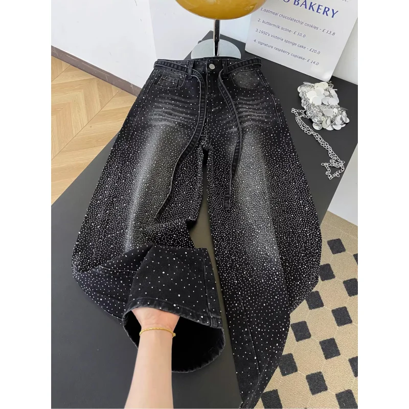 Glittering Rhinestone Denim Pants Women's Jeans New Wide Leg Design Sensation Floor-Length Pants Loose Jeans
Glittering Rhinestone Denim Pants Women's Jeans New Wide Leg Design Sensation Floor-Length Pants Loose Jeans