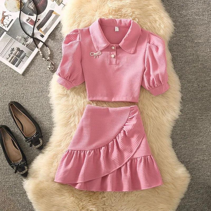 New Summer Women Clothes Sweet Bubble Sleeves Crop Tops and Ruffle Edges Hip Wrapping Skirt Sets Two Piece Sets Womens Outifits
New Summer Women Clothes Sweet Bubble Sleeves Crop Tops and Ruffle Edges Hip Wrapping Skirt Sets Two Piece Sets Womens Outifits