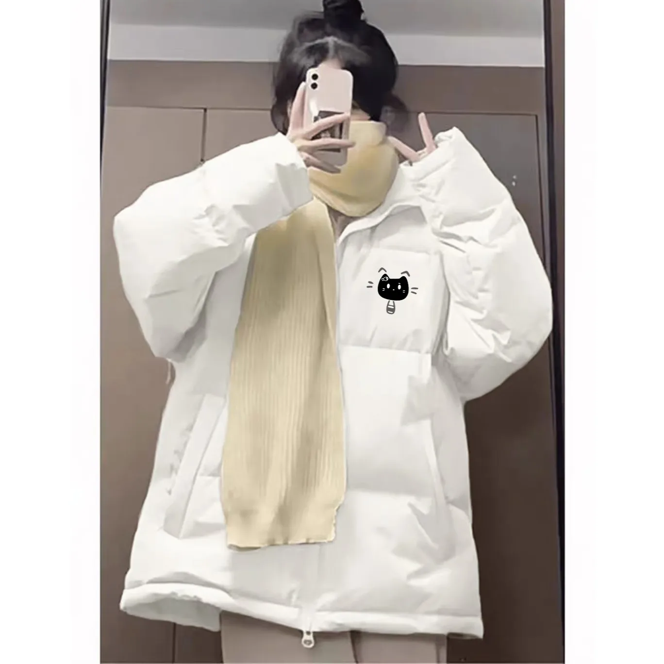 Парка женская зимняя в стиле кавайи: нежные пастельные розовые оттенки, милый образ, молодежный стиль, свежий вид, игривые цвета для девушек
Парка женская зимняя в стиле кавайи: нежные пастельные розовые оттенки, милый образ, молодежный стиль, свежий вид, игривые цвета для девушек