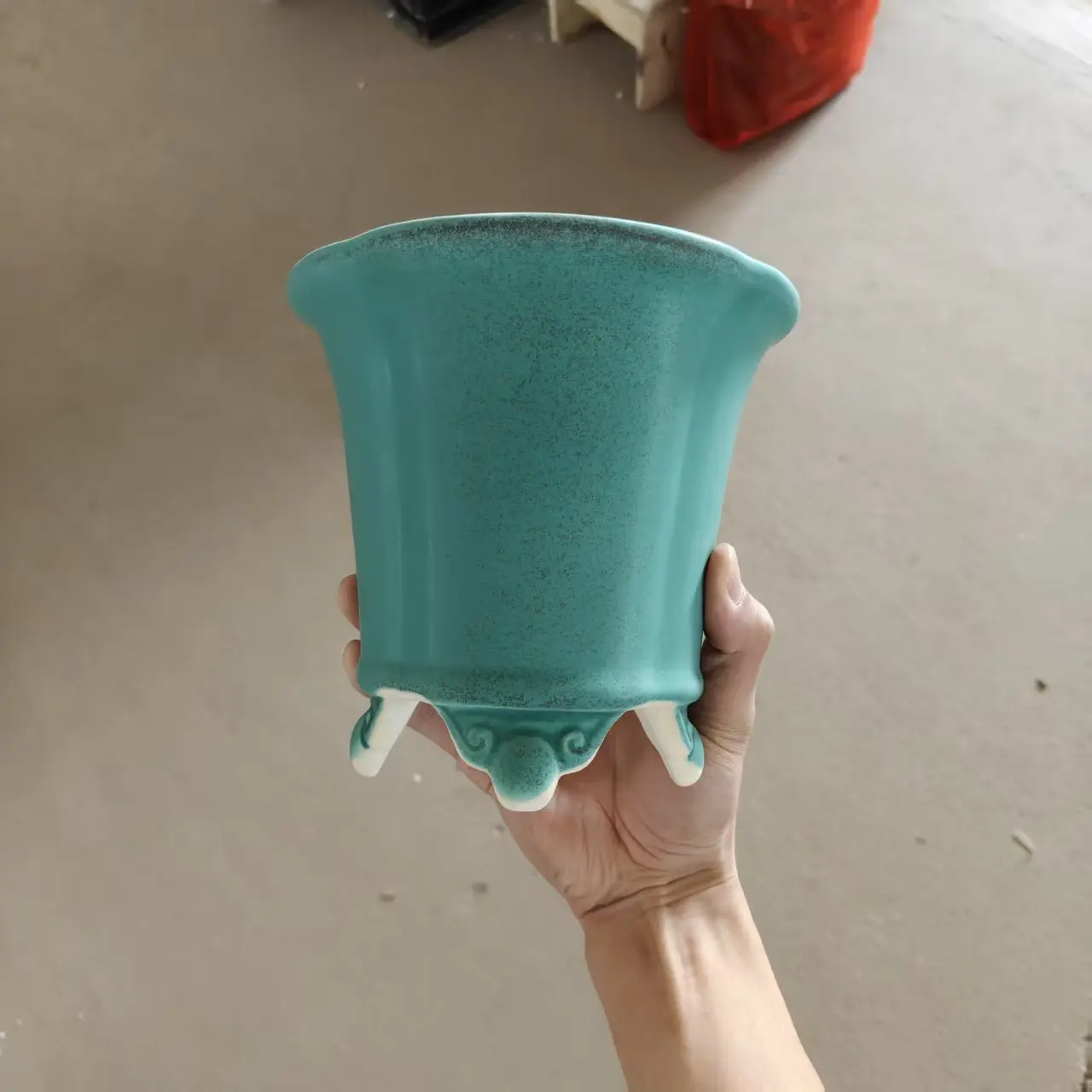 2026 Hot sale Light Matte Green glazed Yixing Cascade pot
2026 Hot sale Light Matte Green glazed Yixing Cascade pot