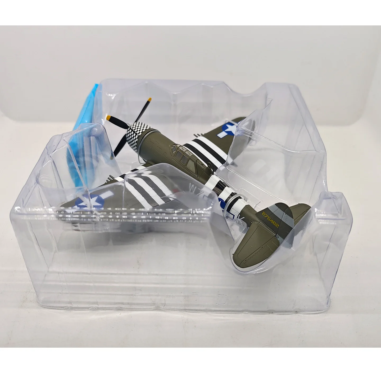 Stock 36422 1:72 WW2 US P-47D fighter model static finished model (out of print)
Stock 36422 1:72 WW2 US P-47D fighter model static finished model (out of print)