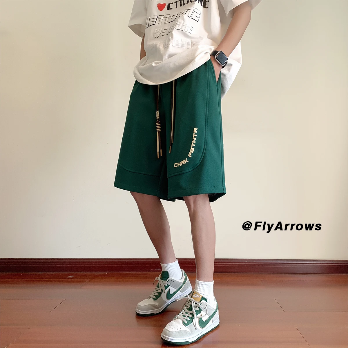 Summer Men Shorts Ice Silk Running Gym Sport Shorts Quick Dry Breathable Beach Short Pant Fitness Jogging Cool Casual Sportswear
Summer Men Shorts Ice Silk Running Gym Sport Shorts Quick Dry Breathable Beach Short Pant Fitness Jogging Cool Casual Sportswear