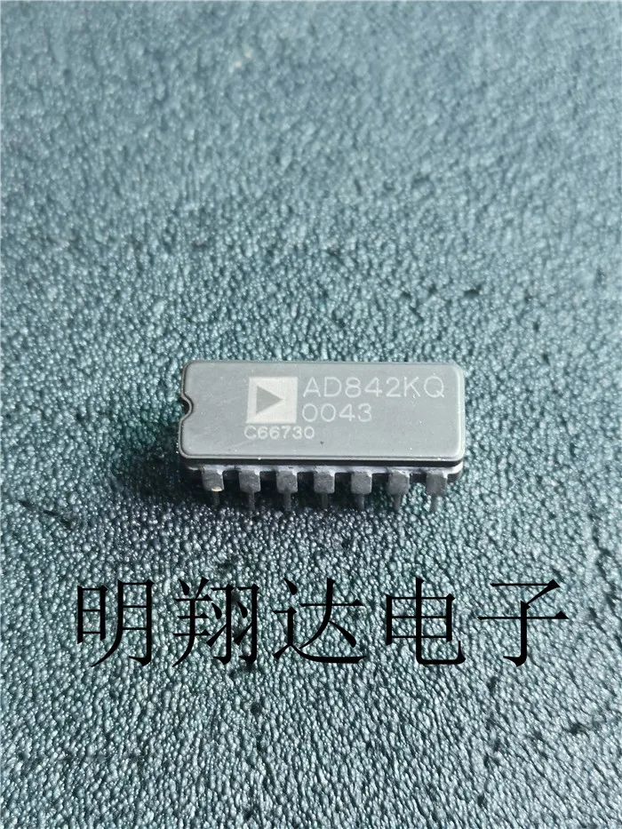 Free shipping AD842KQ 10PCS
Free shipping AD842KQ 10PCS