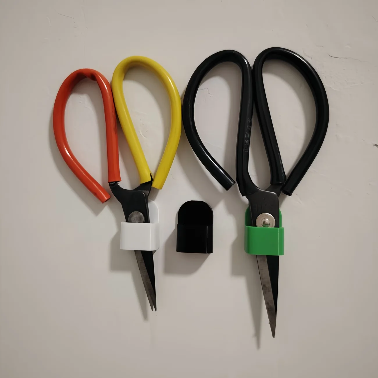 4 Pcs Multifunctional Storage Rack Can Accommodate Scissors Sewing Supplies Storage Rack
4 Pcs Multifunctional Storage Rack Can Accommodate Scissors Sewing Supplies Storage Rack