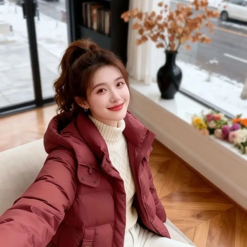 Warm Cotton Padded Jackets Female Winter 2026 New Thicken Fashion Down Coats Women Parkas Short Korean Loose Ins Hooded Outwear
Warm Cotton Padded Jackets Female Winter 2026 New Thicken Fashion Down Coats Women Parkas Short Korean Loose Ins Hooded Outwear