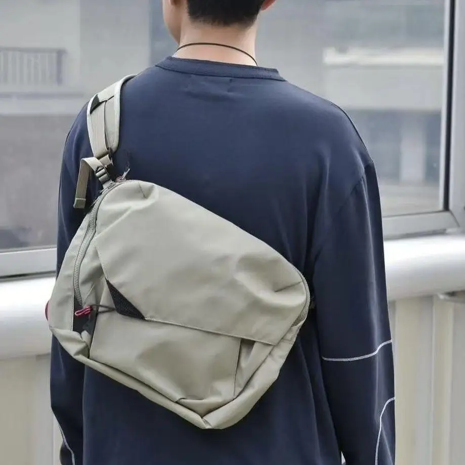 8L Fashionable Outdoor Shoulder Bag, Large-Capacity Lightweight Commuter and Cycling Crossbody Bag, Unisex Laptop Bag
8L Fashionable Outdoor Shoulder Bag, Large-Capacity Lightweight Commuter and Cycling Crossbody Bag, Unisex Laptop Bag