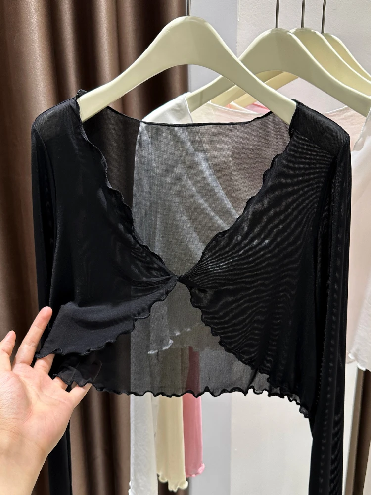 Bla Lace oulder Bridesmaid Dr Ice Silk Me Sun Protection Women Summer Lace Wooden Thin Air Conditioning irt Coat
Bla Lace oulder Bridesmaid Dr Ice Silk Me Sun Protection Women Summer Lace Wooden Thin Air Conditioning irt Coat