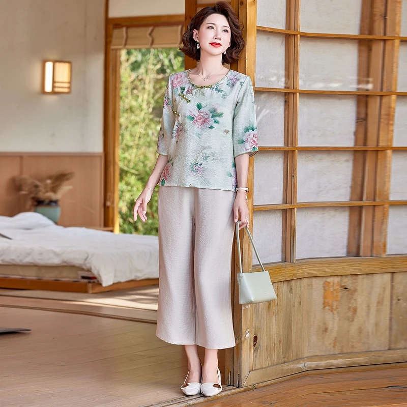 2025 Fashionable Middle-Aged And Elderly Women's Loose-Fit Printed Short Sleeve Skirt Set Summer Clothing For Mothers
2025 Fashionable Middle-Aged And Elderly Women's Loose-Fit Printed Short Sleeve Skirt Set Summer Clothing For Mothers