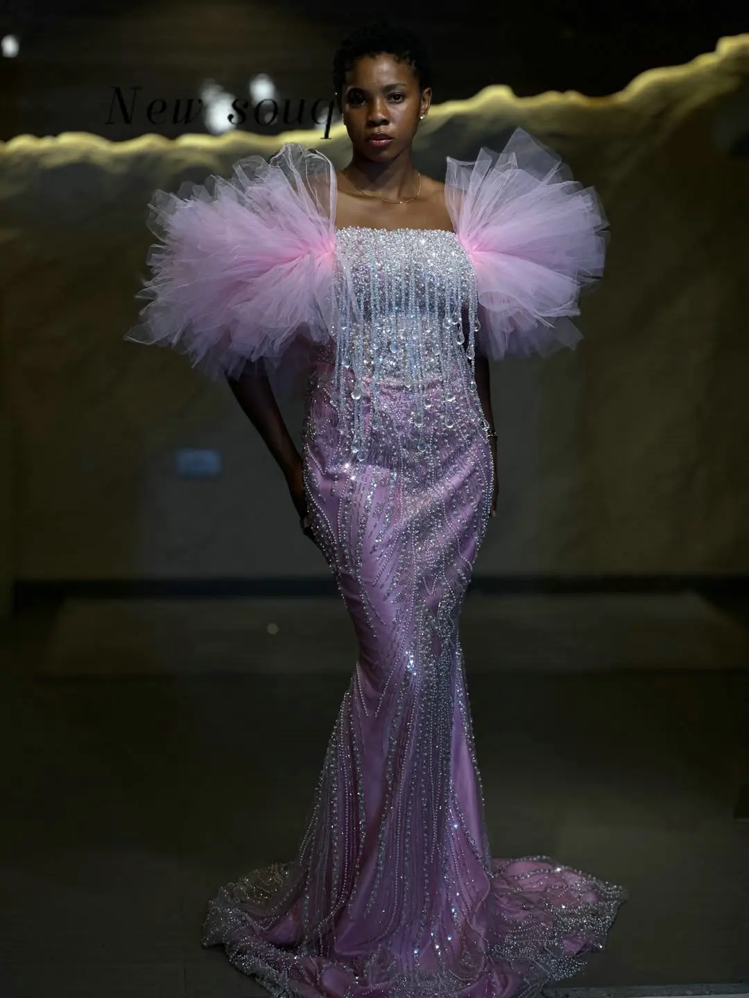 African Pink Mermaid Prom Dresses with Long Crystals Beading Tassel Customized Formal Wedding Evening Party Gowns for Women
African Pink Mermaid Prom Dresses with Long Crystals Beading Tassel Customized Formal Wedding Evening Party Gowns for Women