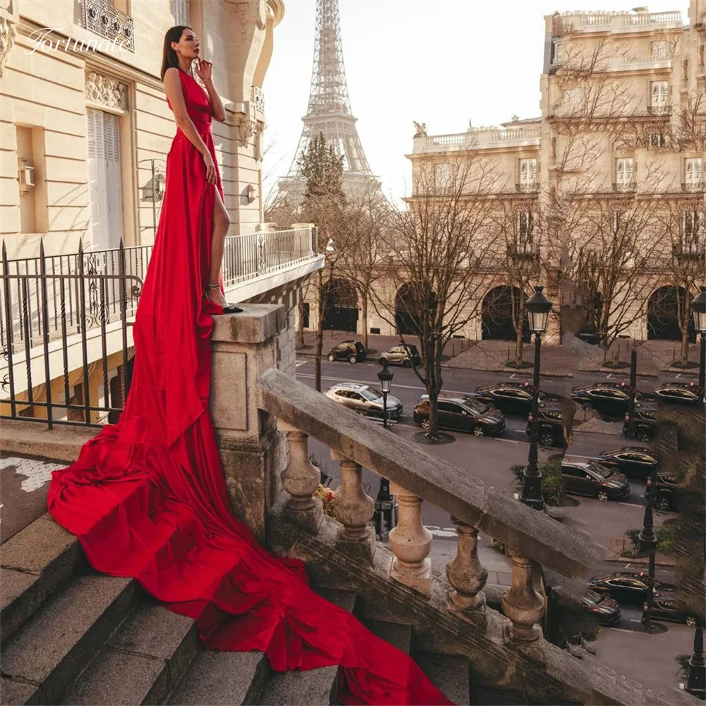 Fortunate Red Sexy Halter Lace Up Stain Evening Dress V-Neck Floor Length A-Line Open Back Sleeveless Long Train Prom Gowns 2024
Fortunate Red Sexy Halter Lace Up Stain Evening Dress V-Neck Floor Length A-Line Open Back Sleeveless Long Train Prom Gowns 2024