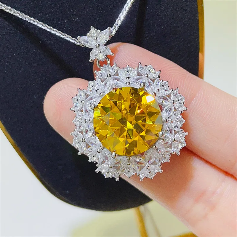 Huge 10ct Yellow Moissanite Diamond Pendant 100% Real 925 Sterling Silver Wedding Pendants Necklace for Women Engagement Jewelry
Huge 10ct Yellow Moissanite Diamond Pendant 100% Real 925 Sterling Silver Wedding Pendants Necklace for Women Engagement Jewelry
