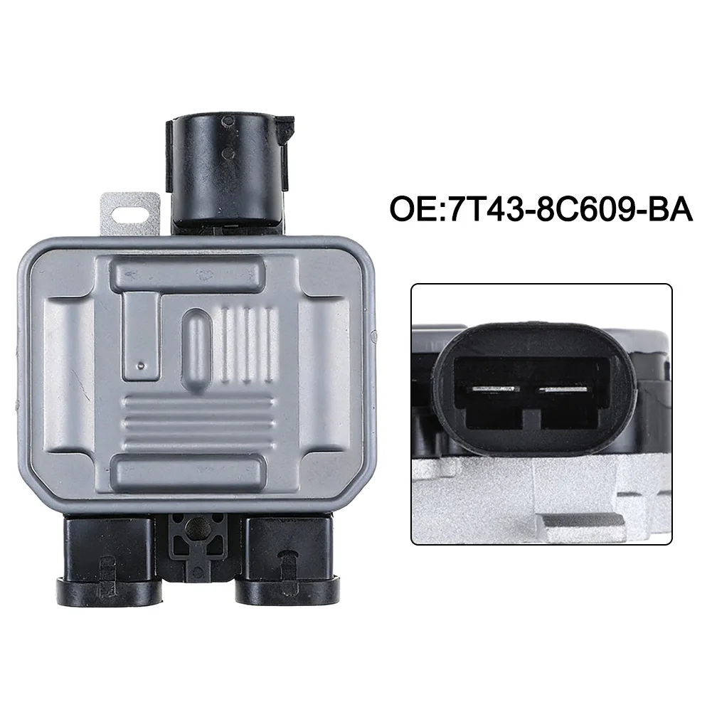 Engine Cooling Fan Control Module for Ford For Lincoln For Volvo XC60 XC70 S60 S80 V70 with OEM Number 7T438C609BA Metal
Engine Cooling Fan Control Module for Ford For Lincoln For Volvo XC60 XC70 S60 S80 V70 with OEM Number 7T438C609BA Metal