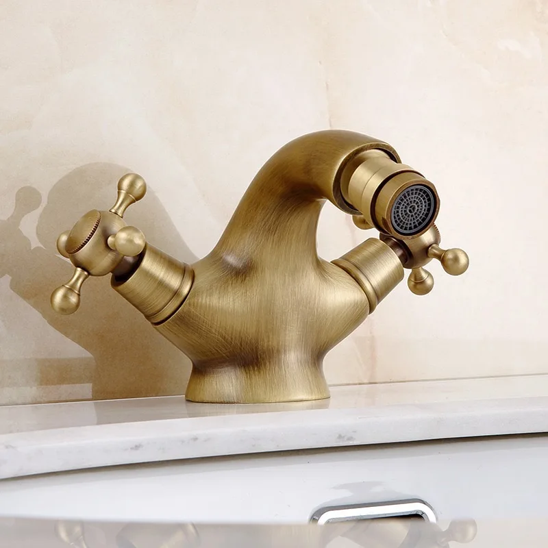 Золотой смеситель для биде с двумя ручками для воды, раковина для ванной комнаты, латунь с одним отверстием, настенный смеситель для воды, кран для туалетной воды 
Золотой смеситель для биде с двумя ручками для воды, раковина для ванной комнаты, латунь с одним отверстием, настенный смеситель для воды, кран для туалетной воды