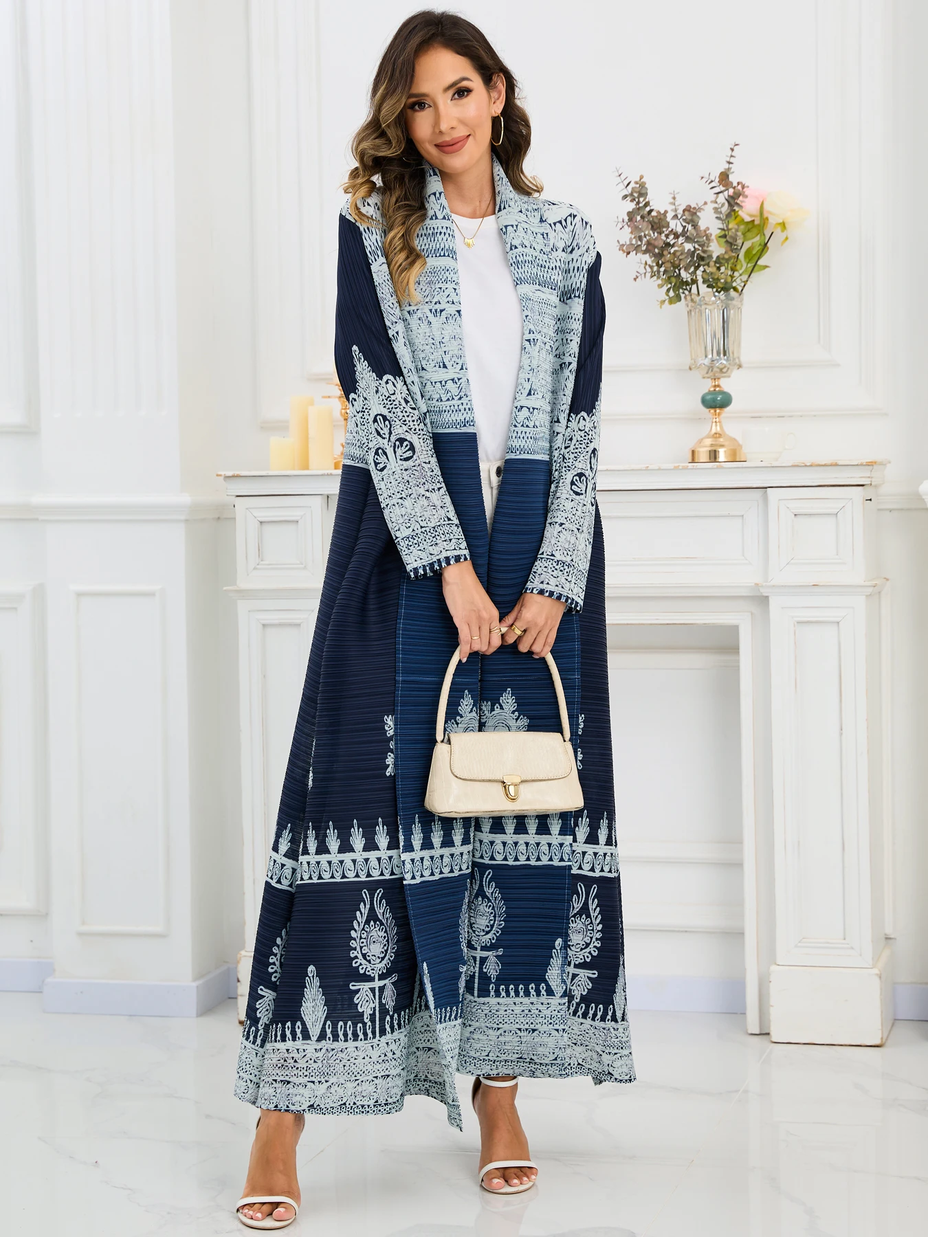 Eid Abaya Dubai Luxury For Women Miyake Pleated Plus Size Middle Eastern Clothing Long Sleeve Coat With Belt Female Formal Robe
Eid Abaya Dubai Luxury For Women Miyake Pleated Plus Size Middle Eastern Clothing Long Sleeve Coat With Belt Female Formal Robe