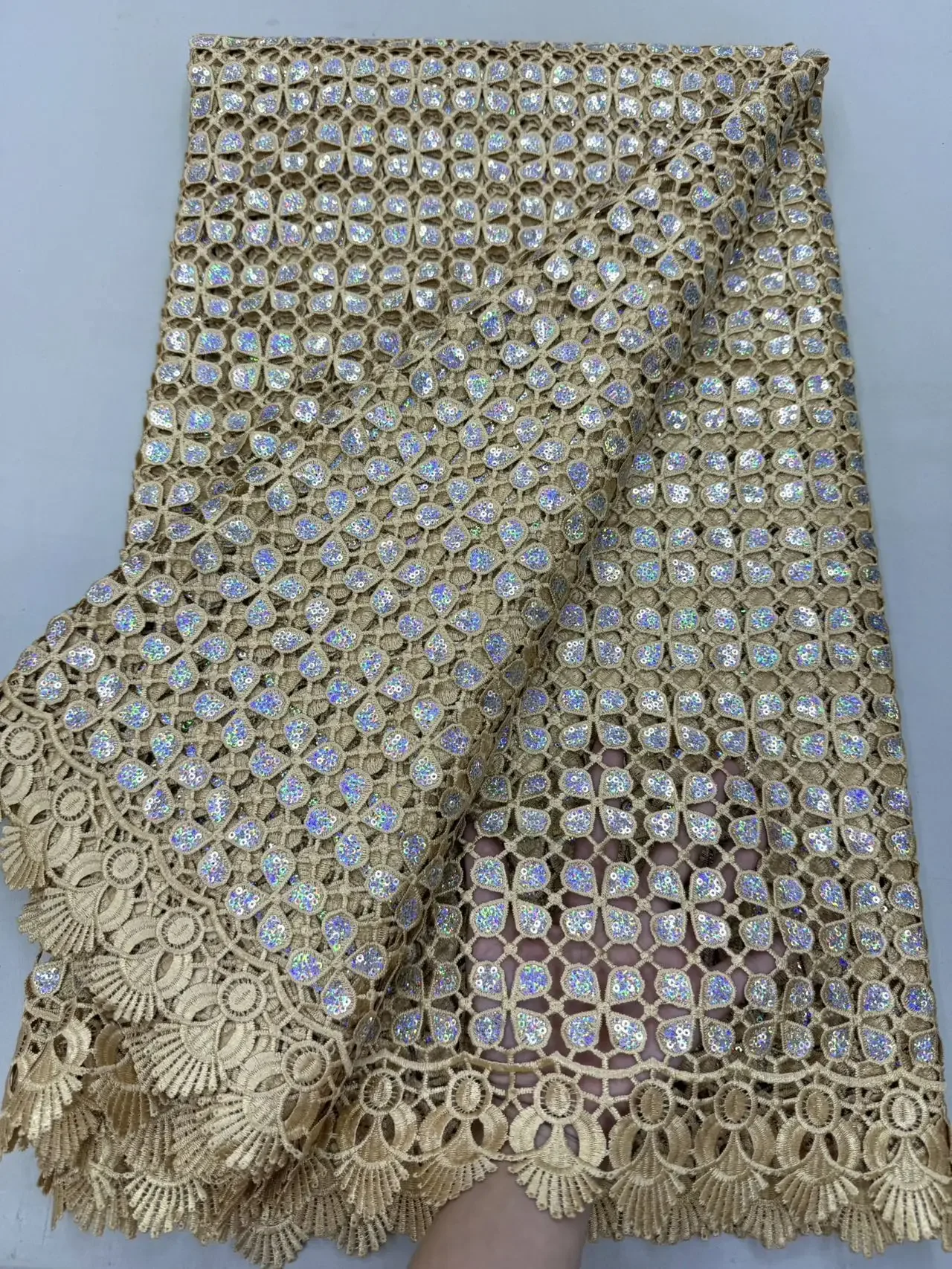 2025 High Quality African Nigerian 100%Cotton Nigerian Guipure Cord Fabric Water Soluble Lace For Women Wedding Dresses SZ517
2025 High Quality African Nigerian 100%Cotton Nigerian Guipure Cord Fabric Water Soluble Lace For Women Wedding Dresses SZ517