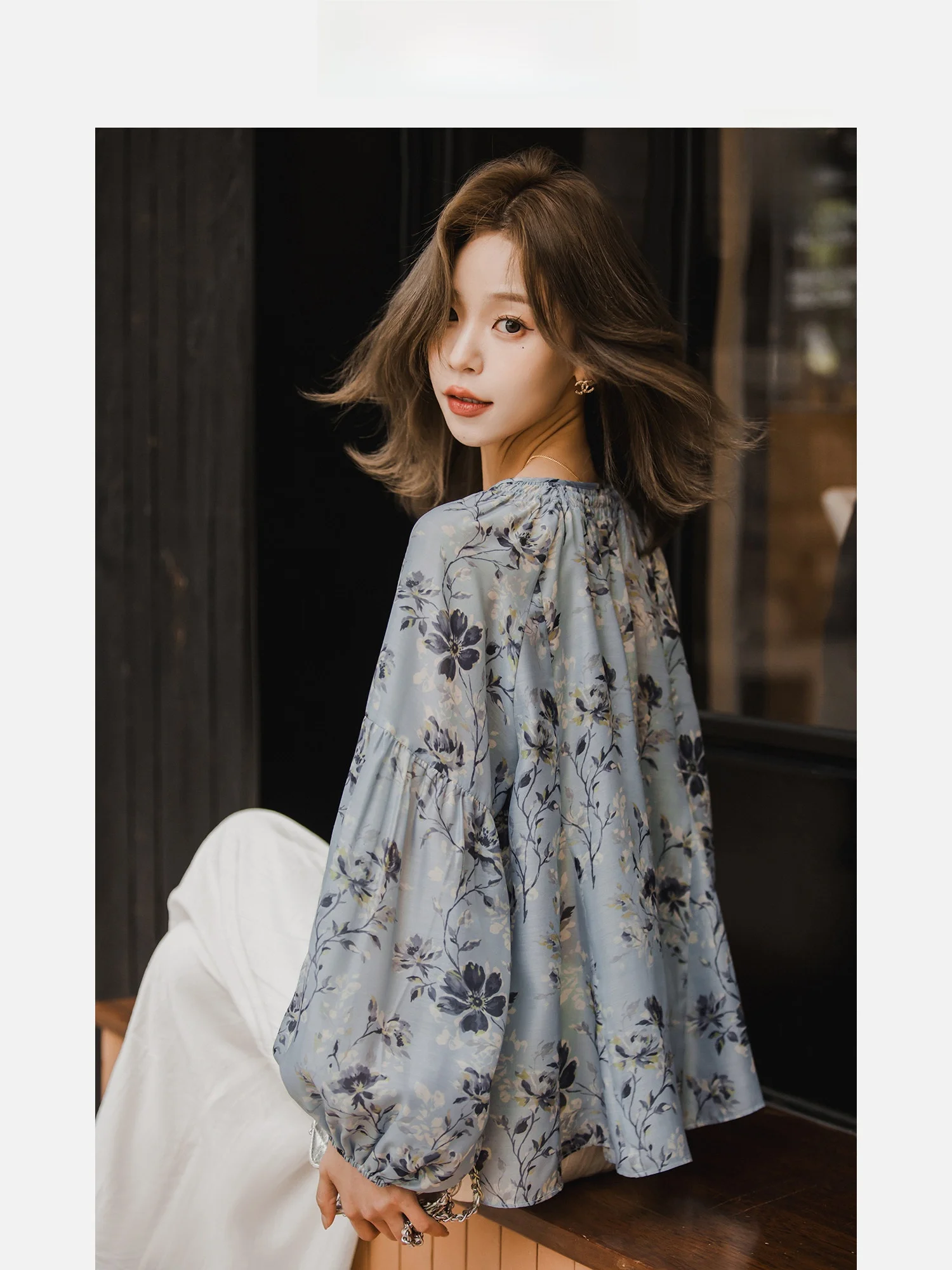 Loose Lace irt Women's round Ne Pullover Printed Spring Summer New Sle Blue Floral Embroidery Belted Thin Top
Loose Lace irt Women's round Ne Pullover Printed Spring Summer New Sle Blue Floral Embroidery Belted Thin Top