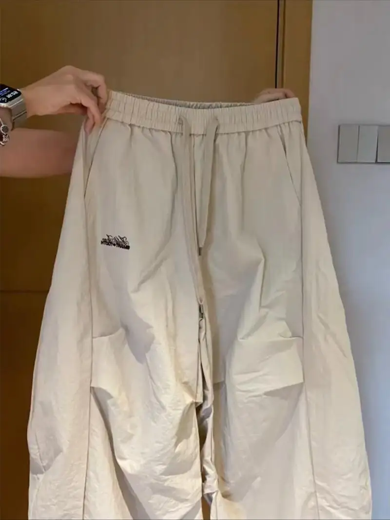 Retro American Street Folded Wide Leg Pants Women's Loose Slimming Design Casual Sweatpants High Waist Long Trousers
Retro American Street Folded Wide Leg Pants Women's Loose Slimming Design Casual Sweatpants High Waist Long Trousers