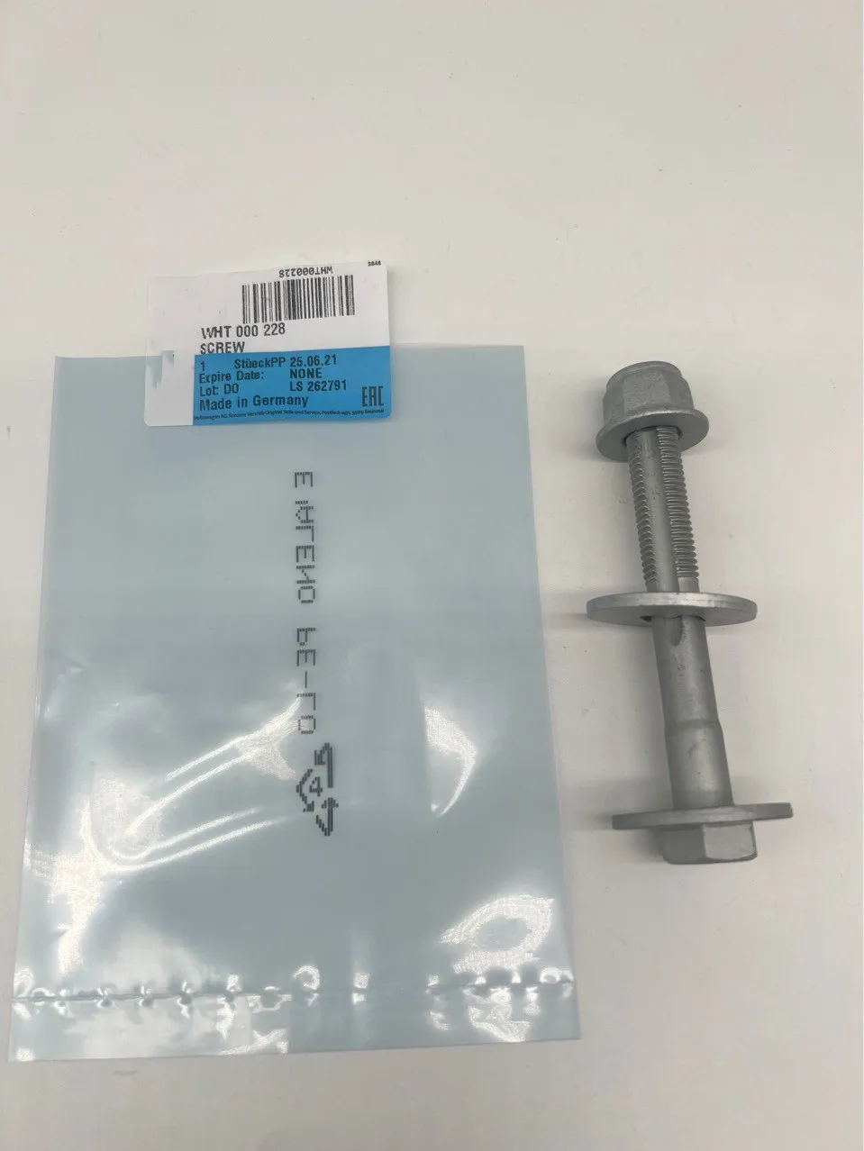 New 1K0501387D, HDWB1, N10106402, N10106402, WHT000228 Fit for VW Audi Lower Rear Suspension control arm eccentric Bolt Nut Kit
New 1K0501387D, HDWB1, N10106402, N10106402, WHT000228 Fit for VW Audi Lower Rear Suspension control arm eccentric Bolt Nut Kit