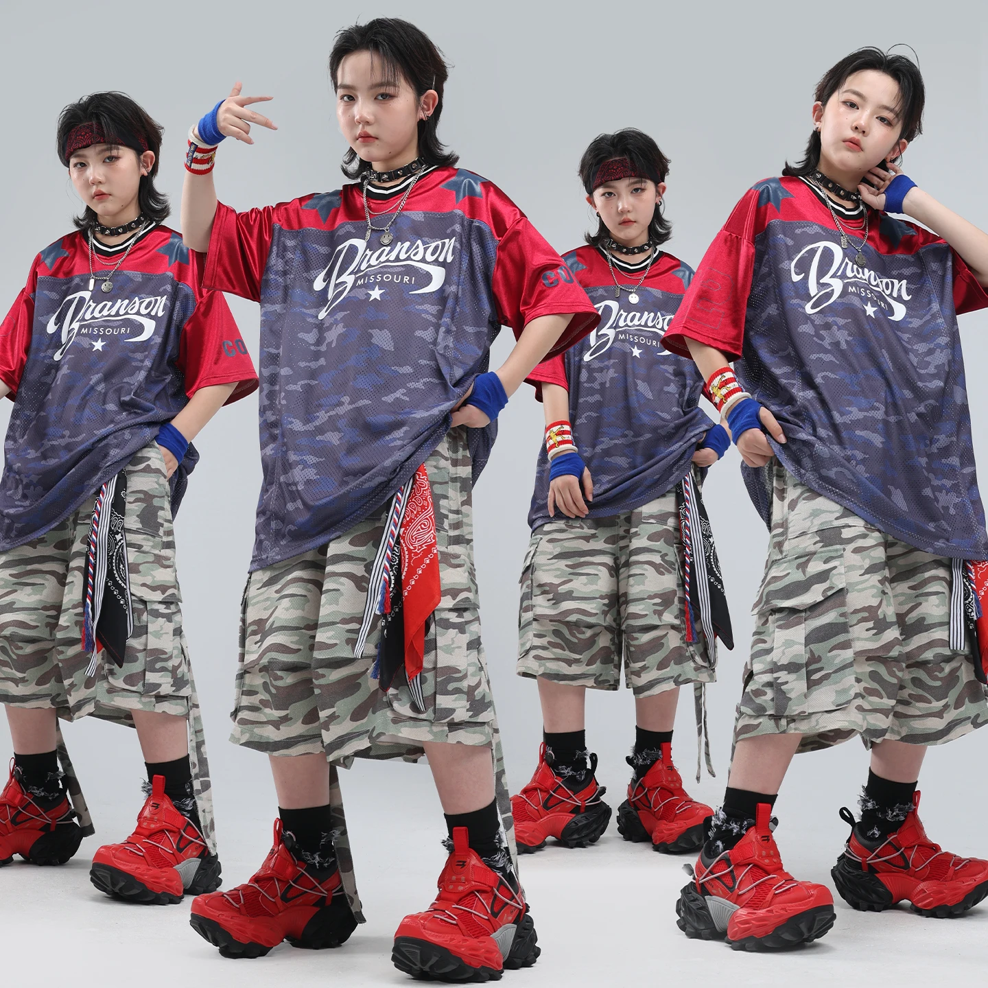 Kids Kpop Camo Print Jersey T-Shirt Red Gray Patchwork Oversized Retro Hip Hop Costume Streetwear Tops Teenage Stage Clothes
Kids Kpop Camo Print Jersey T-Shirt Red Gray Patchwork Oversized Retro Hip Hop Costume Streetwear Tops Teenage Stage Clothes