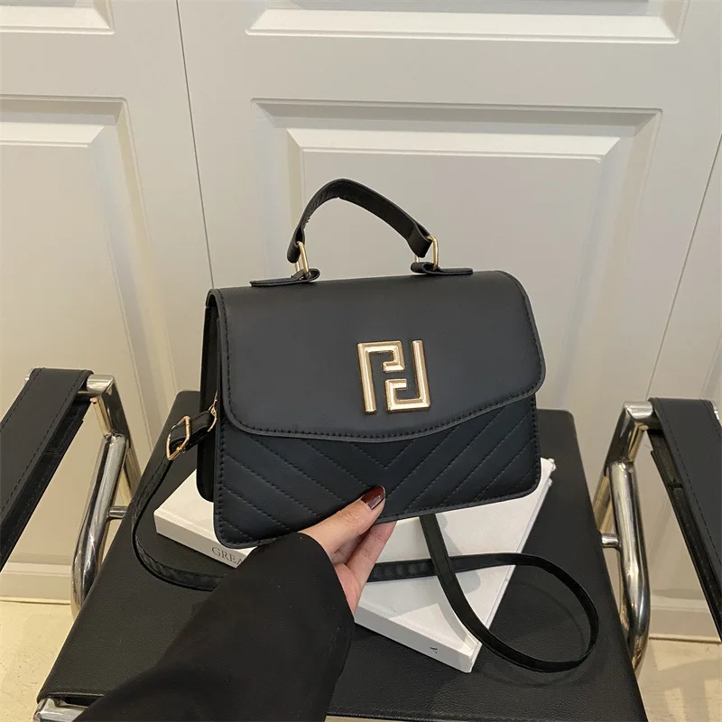 Chic Elegant Shoulder Bag 2025 New for Women, Luxury Soft Leather Crossbody, Fashionable Casual Tote for All Occasions
Chic Elegant Shoulder Bag 2025 New for Women, Luxury Soft Leather Crossbody, Fashionable Casual Tote for All Occasions