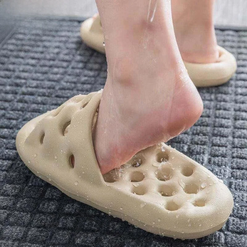 Bathroom Slippers Indoor Home Use Anti-Slip Men's Sandals Women's Summer Quick Dry Slip-On Slippers Comfortable Sensation
Bathroom Slippers Indoor Home Use Anti-Slip Men's Sandals Women's Summer Quick Dry Slip-On Slippers Comfortable Sensation