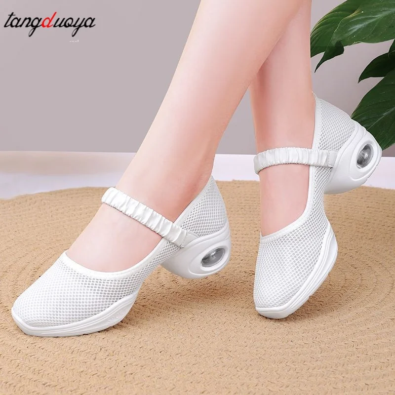 Breathable mesh dance shoes New Women's Square Dance Shoes - Soft Sole Shoes Casual Gymnastics Shoes Sneakers
Breathable mesh dance shoes New Women's Square Dance Shoes - Soft Sole Shoes Casual Gymnastics Shoes Sneakers 