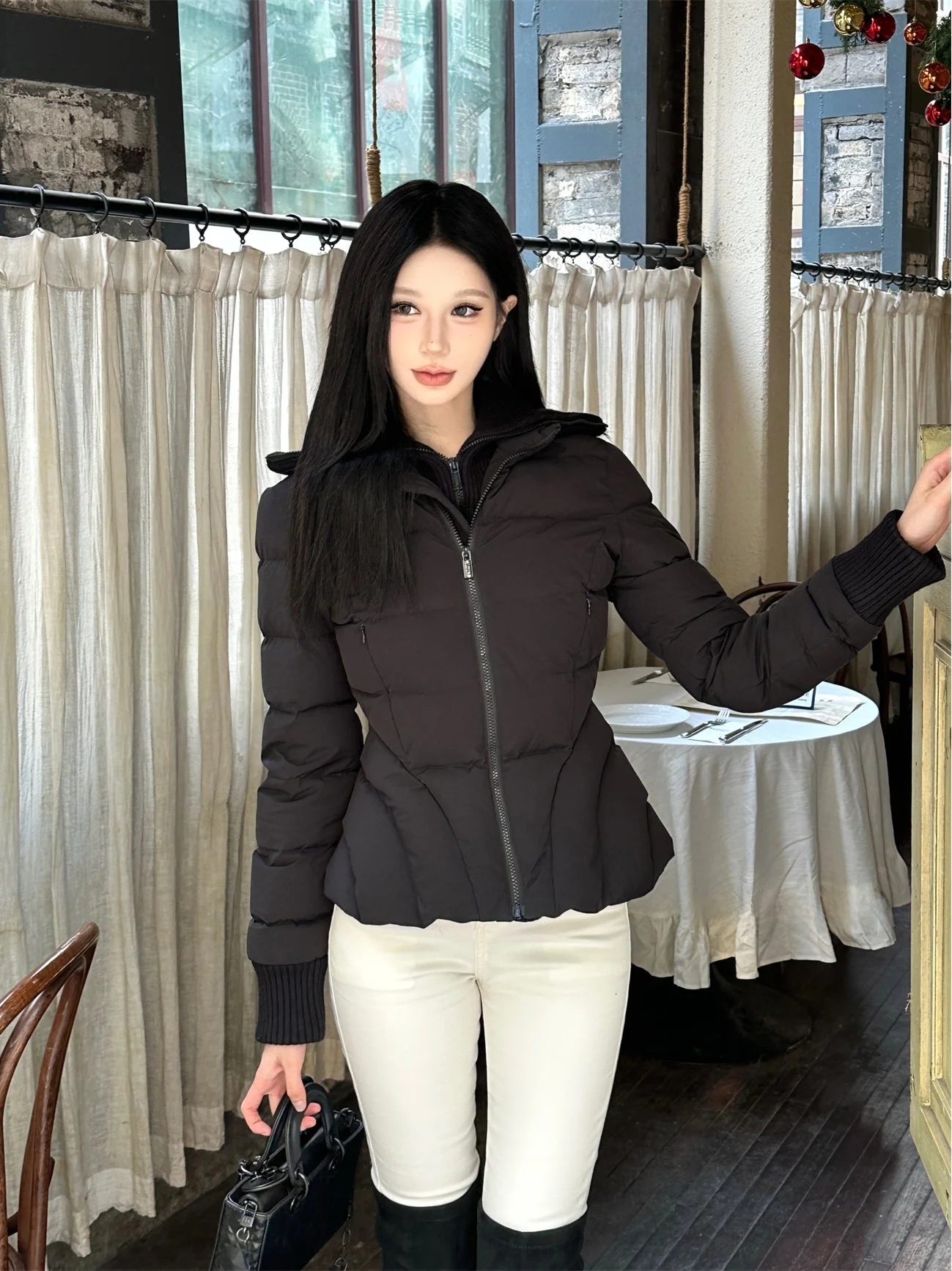 Slim Fit Double Collar Ribbed Underwear down Jacket Outerwear Waist Cinching White Duck down 2025 Autumn Winter Minimalist Style
Slim Fit Double Collar Ribbed Underwear down Jacket Outerwear Waist Cinching White Duck down 2025 Autumn Winter Minimalist Style